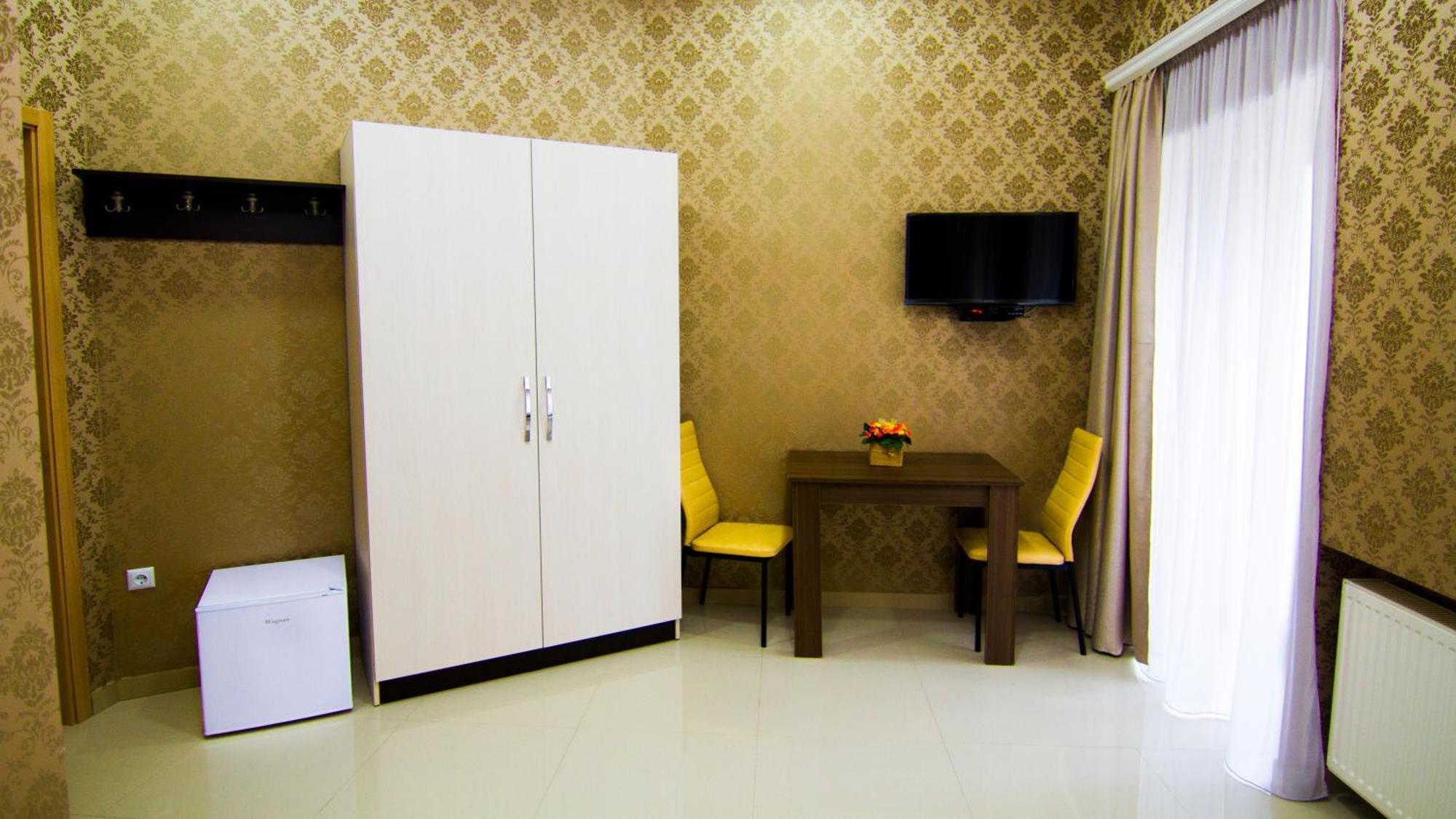 Hotel Care Inn Tbilisi Luaran gambar