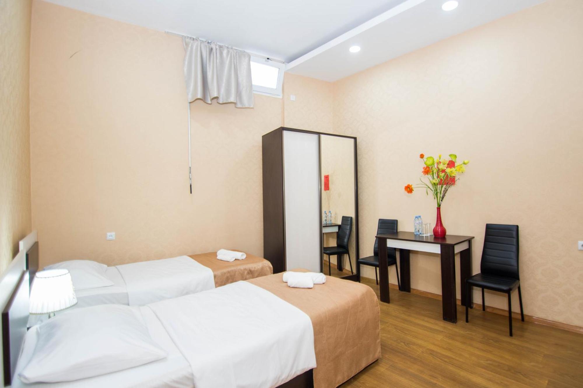 Hotel Care Inn Tbilisi Luaran gambar