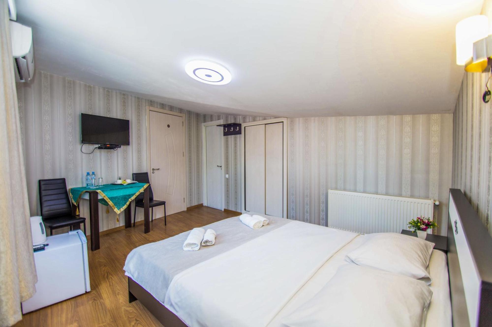 Hotel Care Inn Tbilisi Luaran gambar