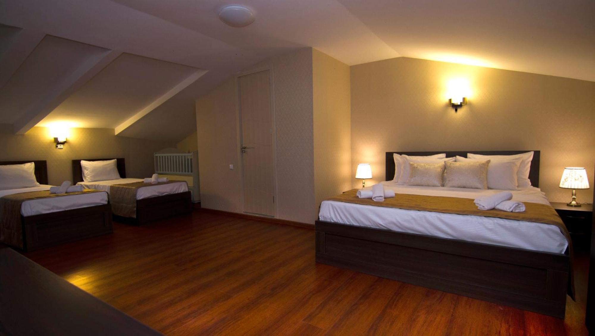 Hotel Care Inn Tbilisi Luaran gambar